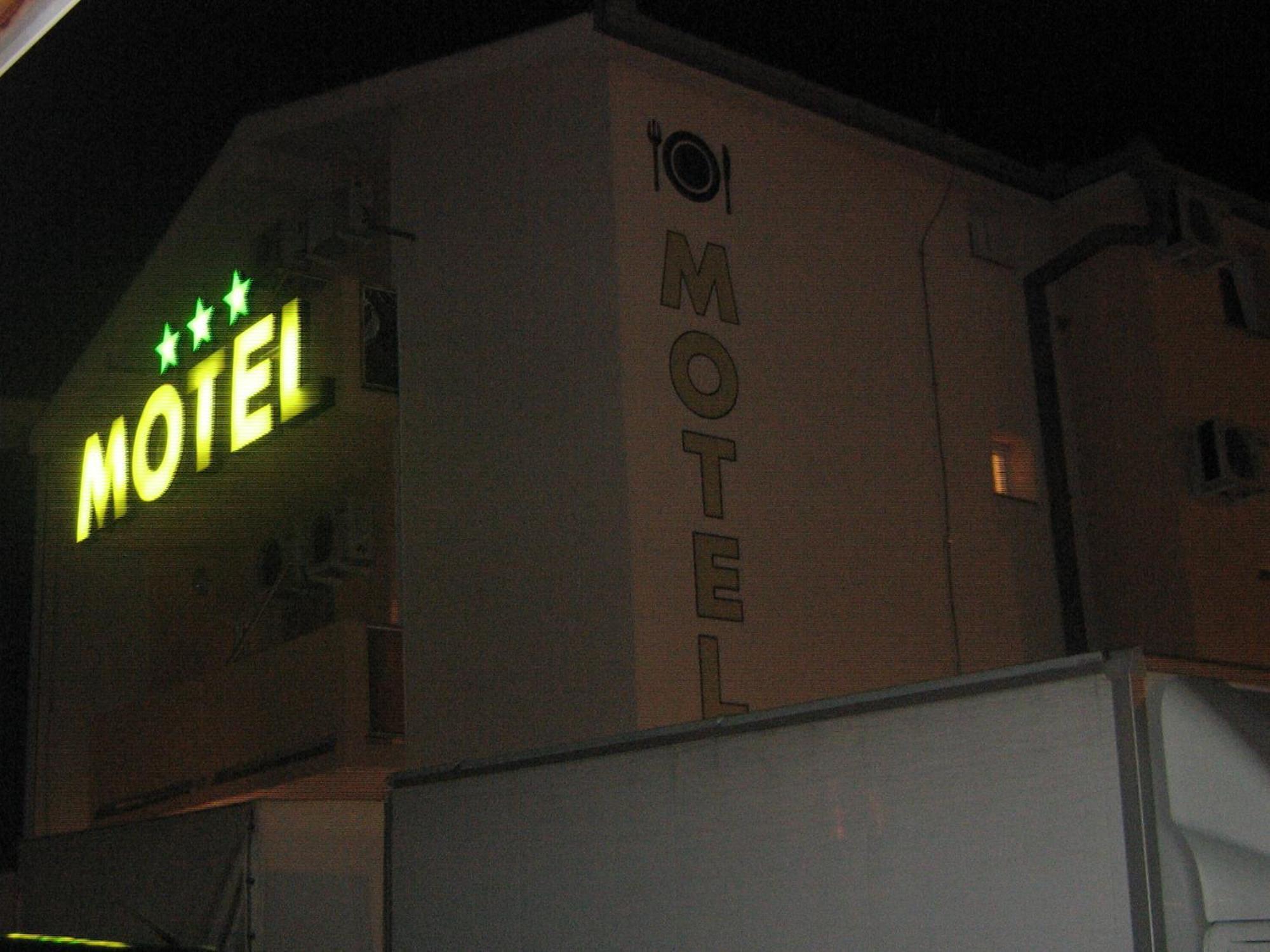 Motel Han Mostar Zewnętrze zdjęcie